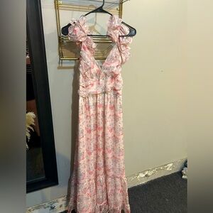 Ruffle tank top dress!! Super pretty pink colors! Perfect for next spring!